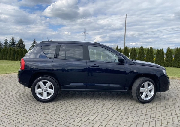 Jeep Compass cena 42900 przebieg: 163000, rok produkcji 2011 z Kutno małe 781